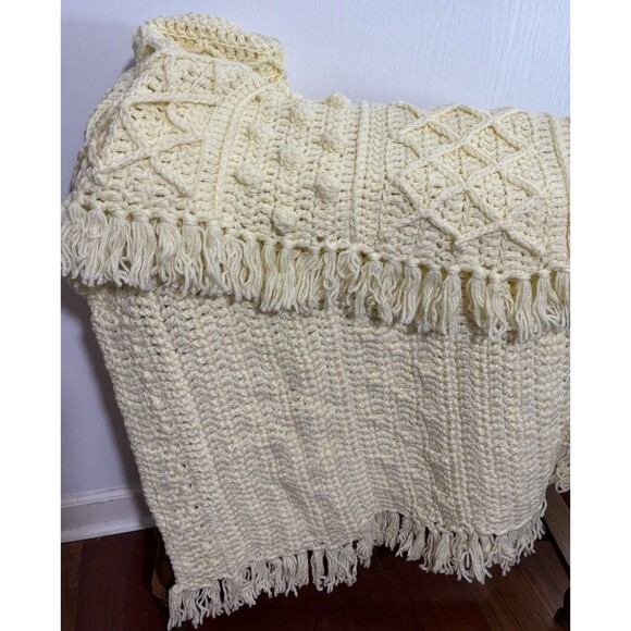 Crochet Afghan Throw Blanket Yellow 3D Nolan Aran Diamond Bobble Fringe Handmade - Picture 5 of 8